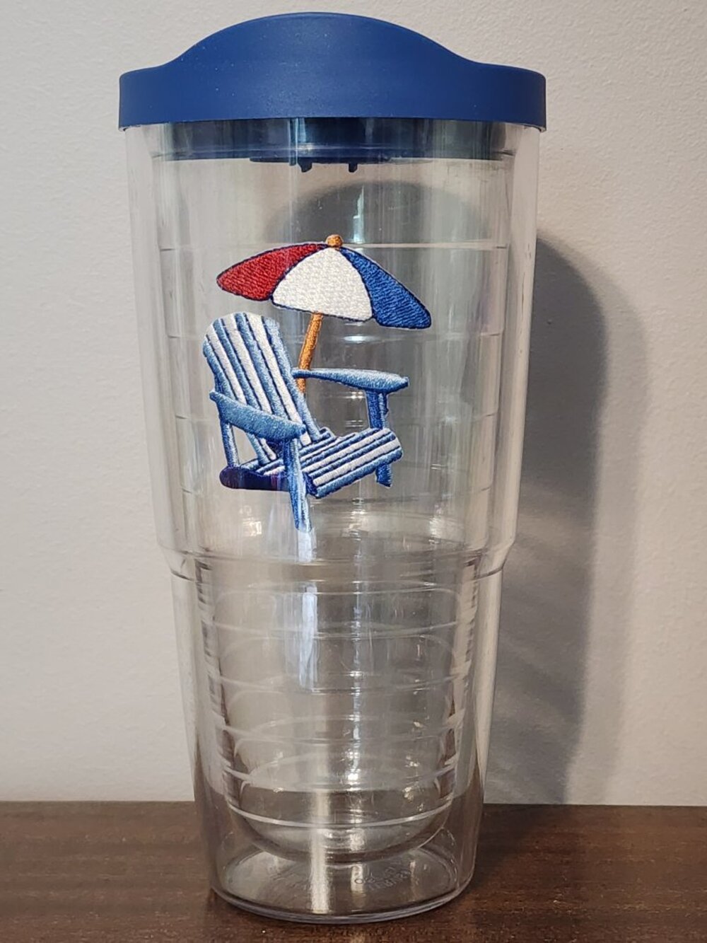Colorful Patchwork Beach Chair and Umbrella Tervis Tumbler 24oz Used